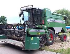 Fendt grain harvester 5180E