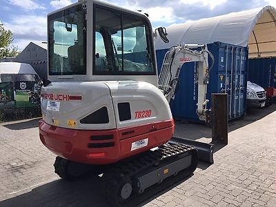 Takeuchi TB230 V3