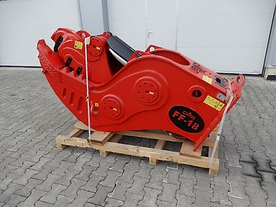 CMB FF18 Pulverisierer starr