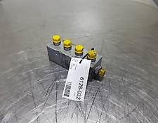 Sennebogen SC 13-SE-02-15 - 818 - Valve/Ventile/Ventiel Sennebogen SC 13-SE-02-15 - 818 - Valve/Ventile/Ventiel