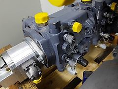Rexroth A10VG28EP41/10L - Vögele - 2148015 - Drive pump