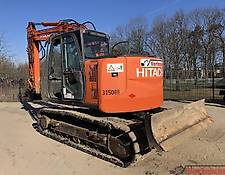 Hitachi ZX 135 US-3
