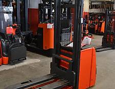 Linde L14 // 1.867 Std. / HH 2.930 mm / Initialhub / Servo